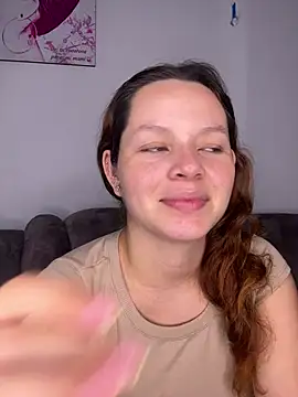 miacarrot online show from April 25, 2:47 am