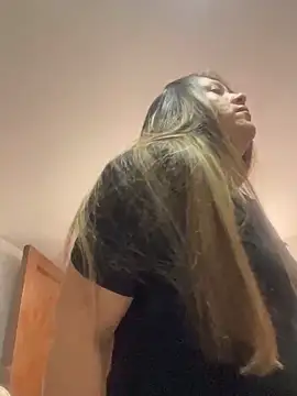 emma hot2006 online show from November 3, 4:08 pm