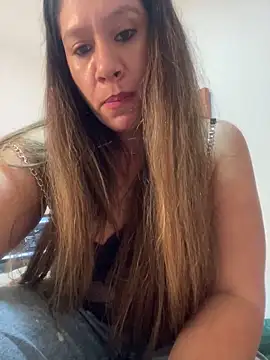 emma hot2006 online show from December 13, 7:53 pm