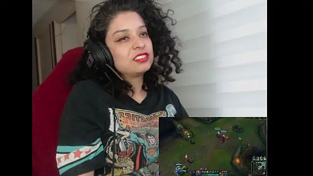 miss carmila1 online show from October 4, 10:41 pm