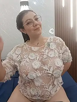 CarolinaMejia online show from July 23, 2:04 pm