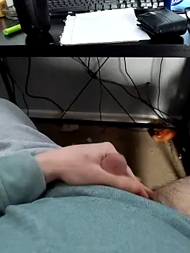 Snapshot of ilp3 chatting on March 4, 8:37 pm ilp3 online show from March 4, 8:37 pm