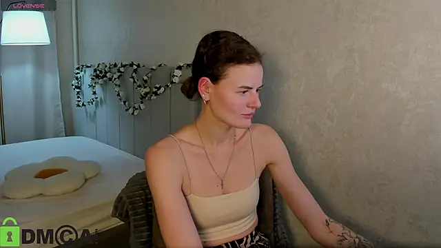 Wanda Gomez online show from October 23, 3:00 pm