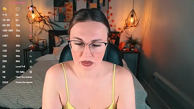 Lexi terele online show from October 18, 6:37 am