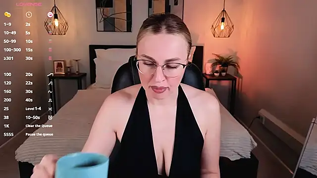 Lexi terele online show from November 27, 6:59 am