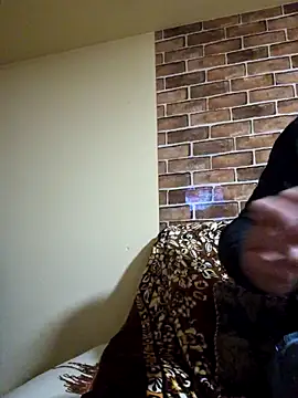 Snapshot of Lawrence067 chatting on February 25, 7:01 pm Lawrence067 online show from February 25, 7:01 pm