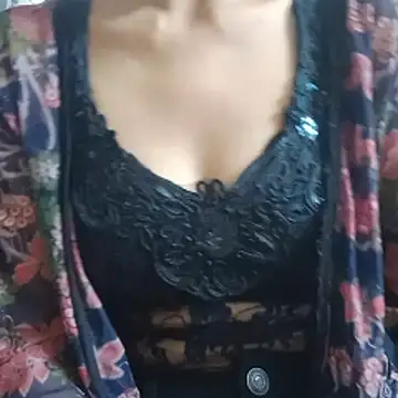 Aashiika1176 online show from November 11, 10:32 pm