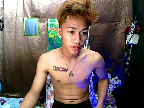 naughtyboyloy 0 online show from September 23, 4:04 am