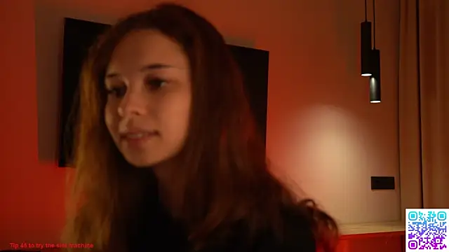 bunnyelfbri online show from October 1, 4:40 am