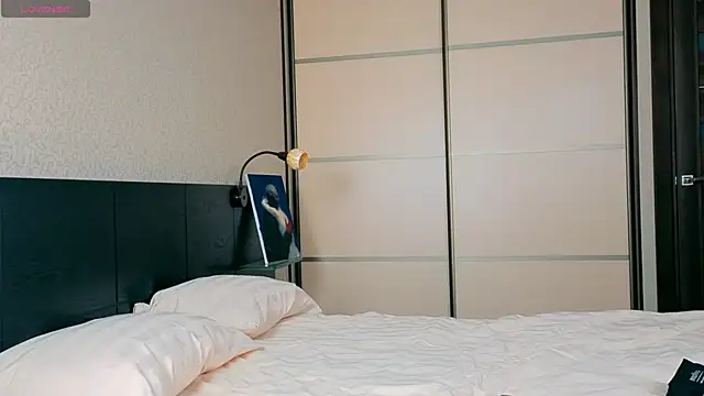 Hazel Reed online show from October 10, 7:13 pm