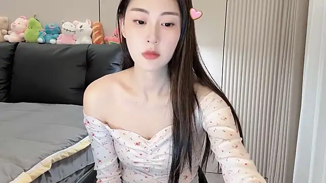 Aquarius-002 online show from September 19, 2:18 pm