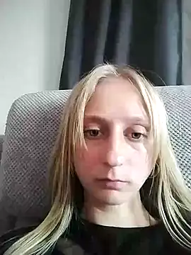 babyXlove online show from September 20, 2:18 pm