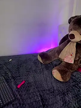 kylie444  online show from September 21, 1:51 am