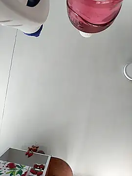 Crystal Star  online show from December 5, 5:31 pm