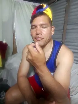 Snapshot of Franklinrivas91 chatting on December 19, 12:50 am Franklinrivas91 online show from December 19, 12:50 am