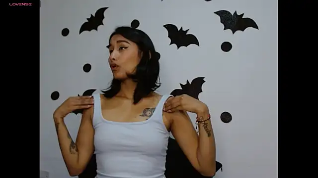 Gia Lee online show from October 26, 2:28 am