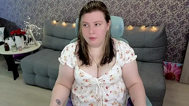 Lillit   online show from September 18, 8:33 pm