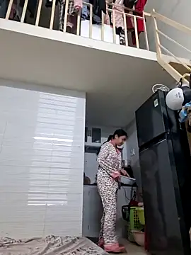 Minn-cute online show from November 8, 3:07 am