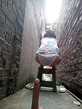 July-Asian online show from March 28, 9:31 am