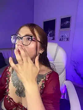 Snapshot of dreamleah_ chatting on March 3, 10:15 pm dreamleah online show from March 3, 10:15 pm