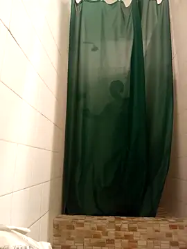 Snapshot of Freakysluttt chatting on November 3, 11:15 pm Freakysluttt online show from November 3, 11:15 pm