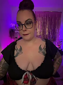 Miss Lucifer6 online show from July 18, 8:34 pm