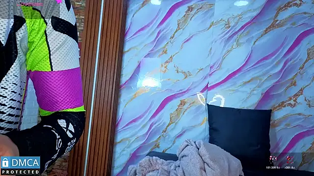 nena cupcake  online show from March 12, 11:05 am