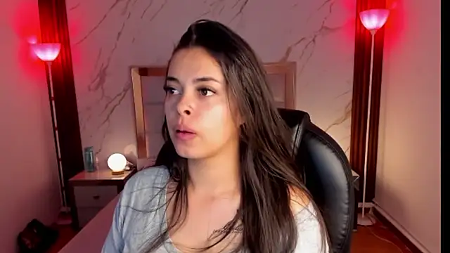 Lizeth Salazar online show from January 10, 11:34 am