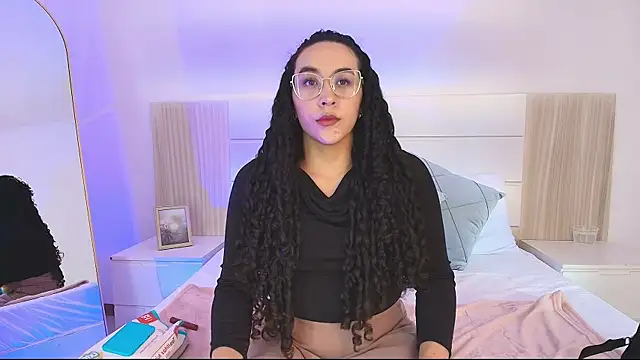 alehia cute online show from February 7, 8:56 pm