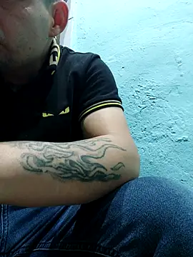 fboycdjuaez online show from March 7, 12:29 am