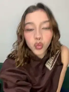 miarose- online show from September 23, 11:19 pm