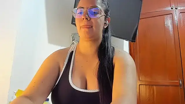 Danilua  online show from November 20, 1:39 am