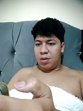 Milky lea online show from October 24, 7:10 pm