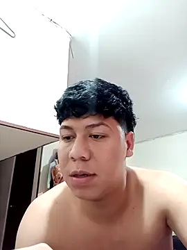 Milky lea online show from November 28, 5:32 am