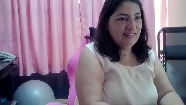 lina maria99 online show from June 2, 12:18 pm