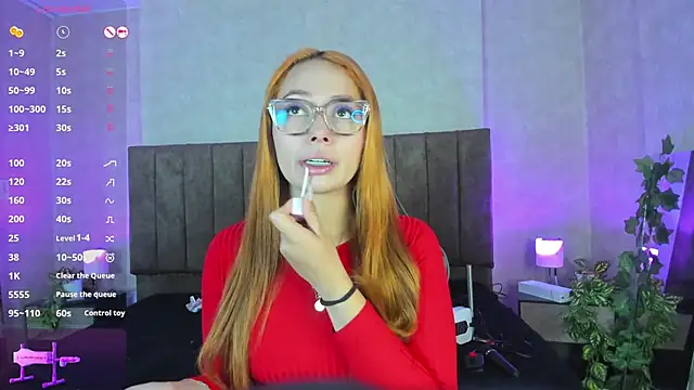 LanaMills  online show from October 2, 3:46 am