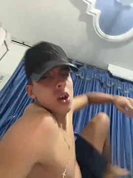 Snapshot of May_Blackx chatting on September 27, 4:28 am May Blackx online show from September 27, 4:28 am