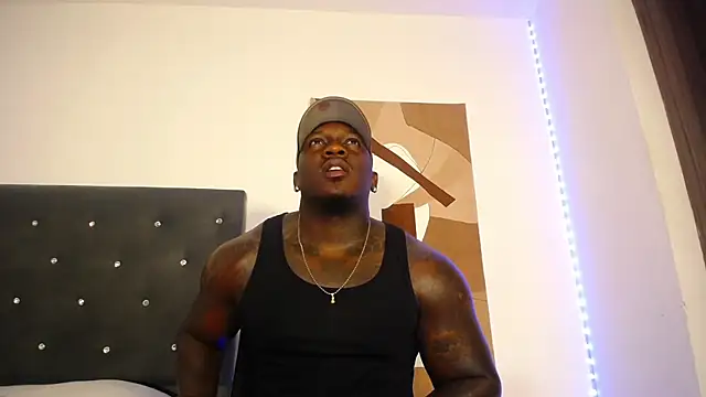 Snapshot of JoshMorri chatting on November 24, 1:38 am JoshMorri online show from November 24, 1:38 am