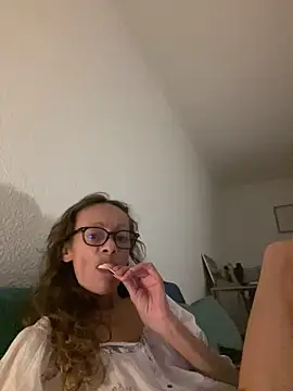 Snapshot of Chris06d22@xh chatting on September 15, 7:25 pm Chris06d22xh online show from September 15, 7:25 pm