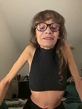 Snapshot of Chris06d22@xh chatting on October 5, 6:06 pm Chris06d22xh online show from October 5, 6:06 pm