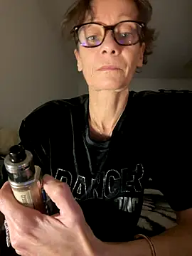 Snapshot of Chris06d22@xh chatting on November 16, 7:30 pm Chris06d22xh online show from November 16, 7:30 pm