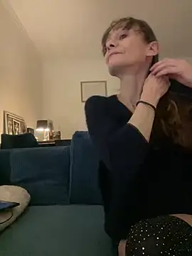 Chris06d22xh online show from March 14, 9:31 pm