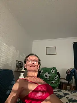 Chris06d22xh online show from July 5, 6:37 pm