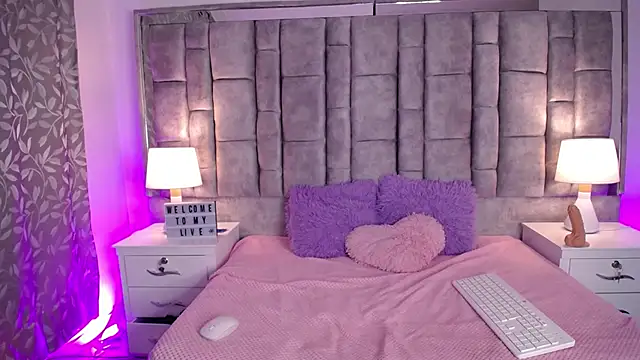 nath evanss online show from September 14, 3:27 am