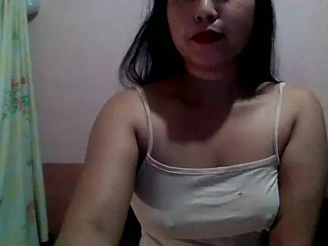 Hotbabe35 online show from February 6, 5:01 am