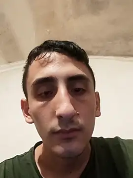 Snapshot of TolgaAkyol_20 chatting on October 18, 1:30 am TolgaAkyol 20 online show from October 18, 1:30 am