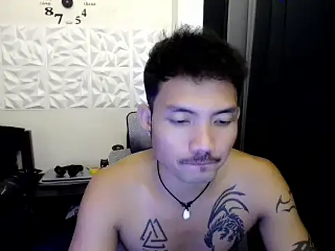 Thefriskyasian online show from October 28, 5:33 am