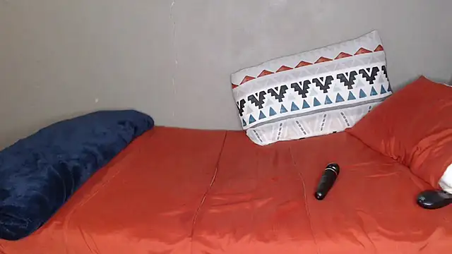 Snapshot of Lunalee chatting on March 2, 4:47 am Lunalee online show from March 2, 4:47 am