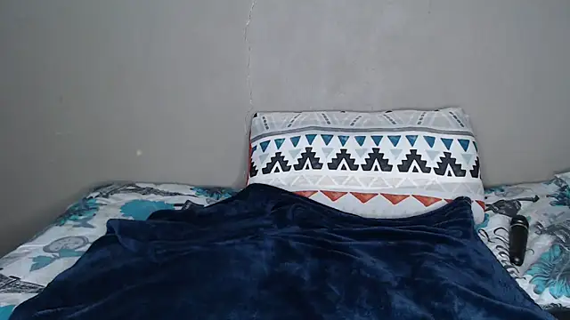 Snapshot of Lunalee chatting on March 12, 7:53 pm Lunalee online show from March 12, 7:53 pm