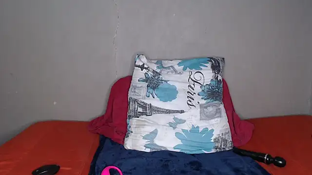 Snapshot of Lunalee chatting on March 16, 6:34 pm Lunalee online show from March 16, 6:34 pm